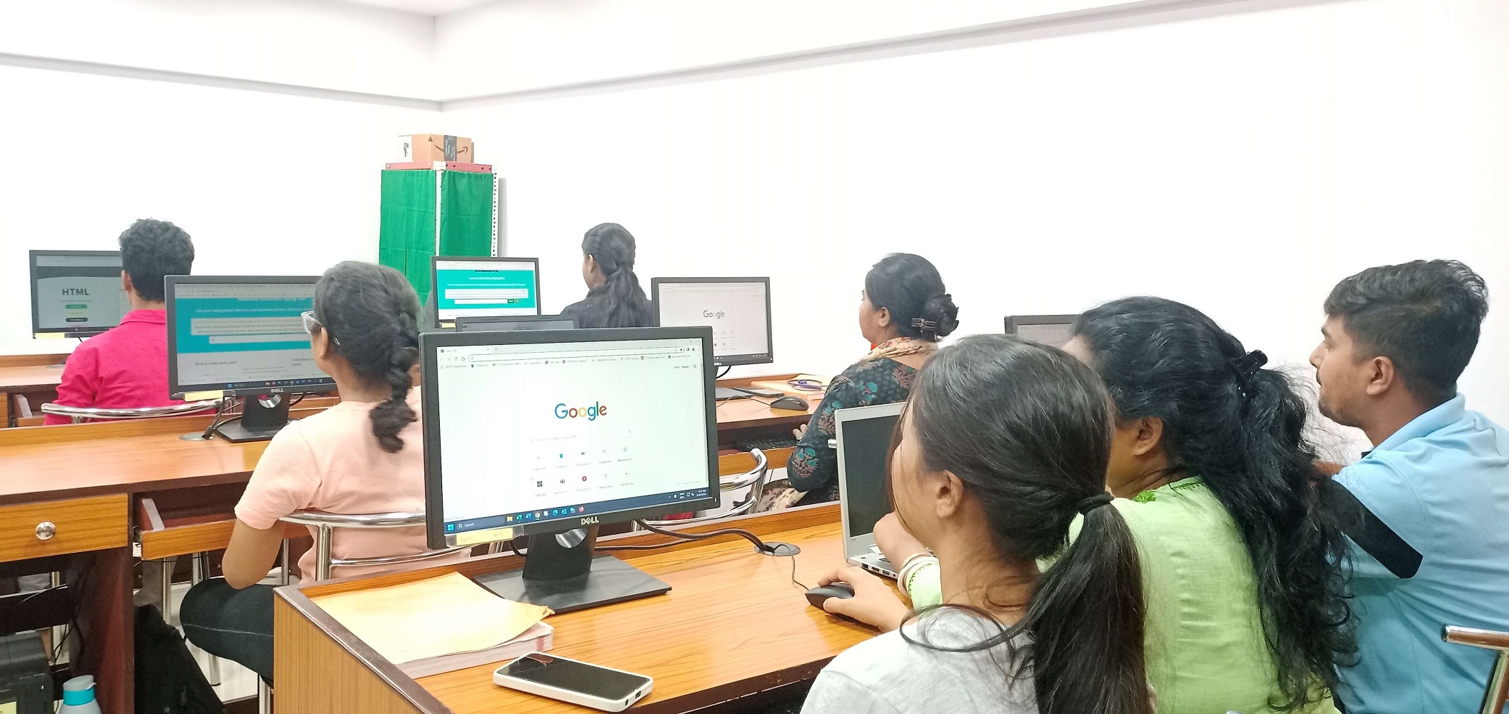 Interns working in Computer lab2